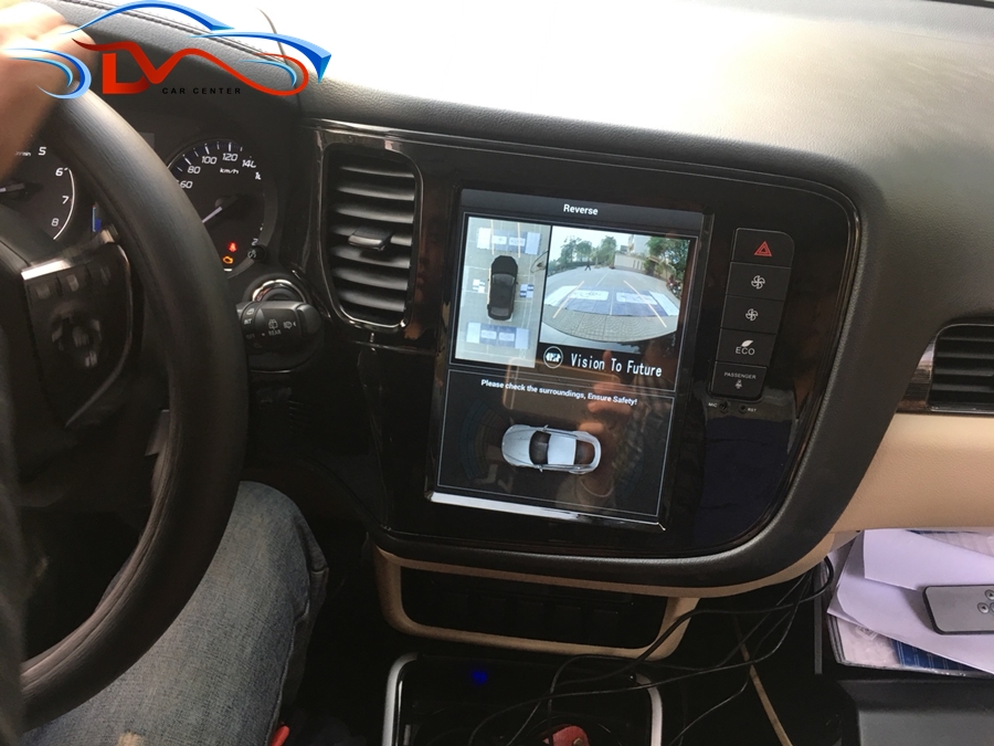 Camera 360 độ Oris lắp trên xe Mitsubishi Outlander 2018