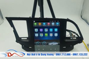 Màn tesla cho Hyundai Elantra 2017-2019