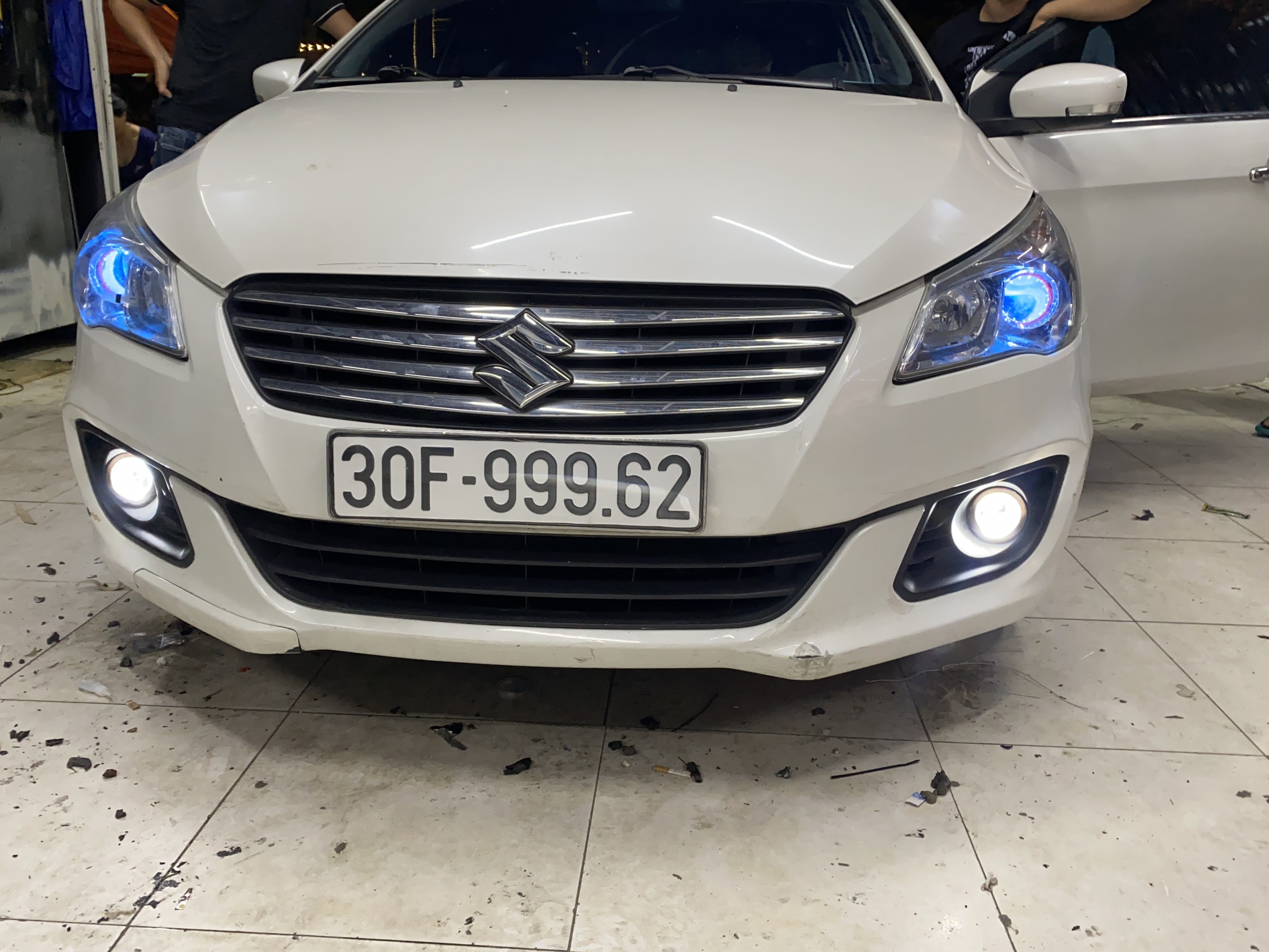 Lợi ích khi nâng cấp đèn xe Suzuki Ciaz