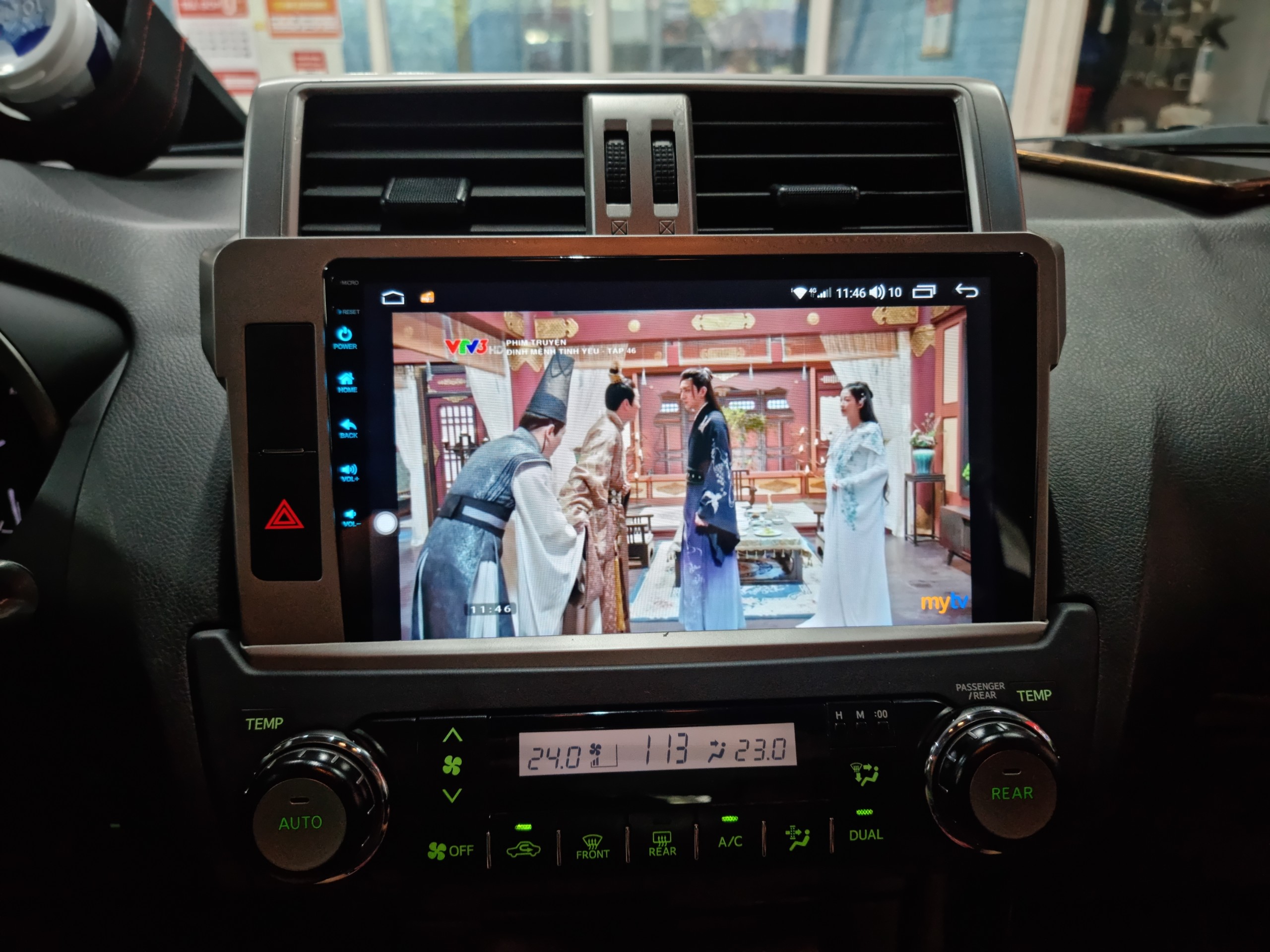 Màn hình android xe Land Cruiser Prado 2012 sau khi lắp