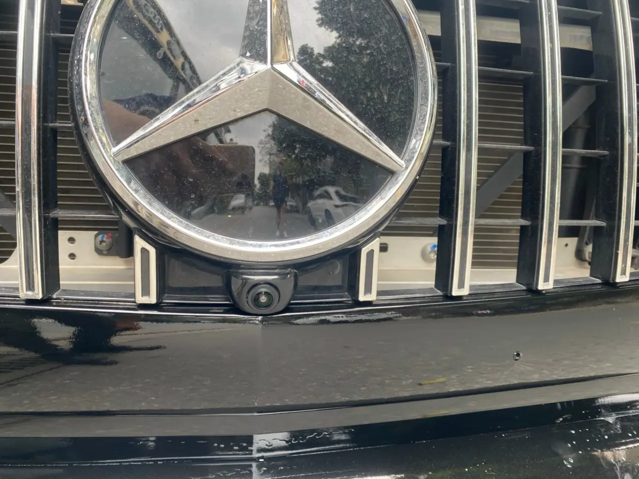 Hình ảnh màn hình liền camera 360 Mercedes - Benz