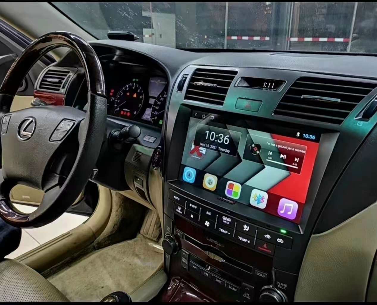 màn hình android xe Lexus LS460 sau khi lắp