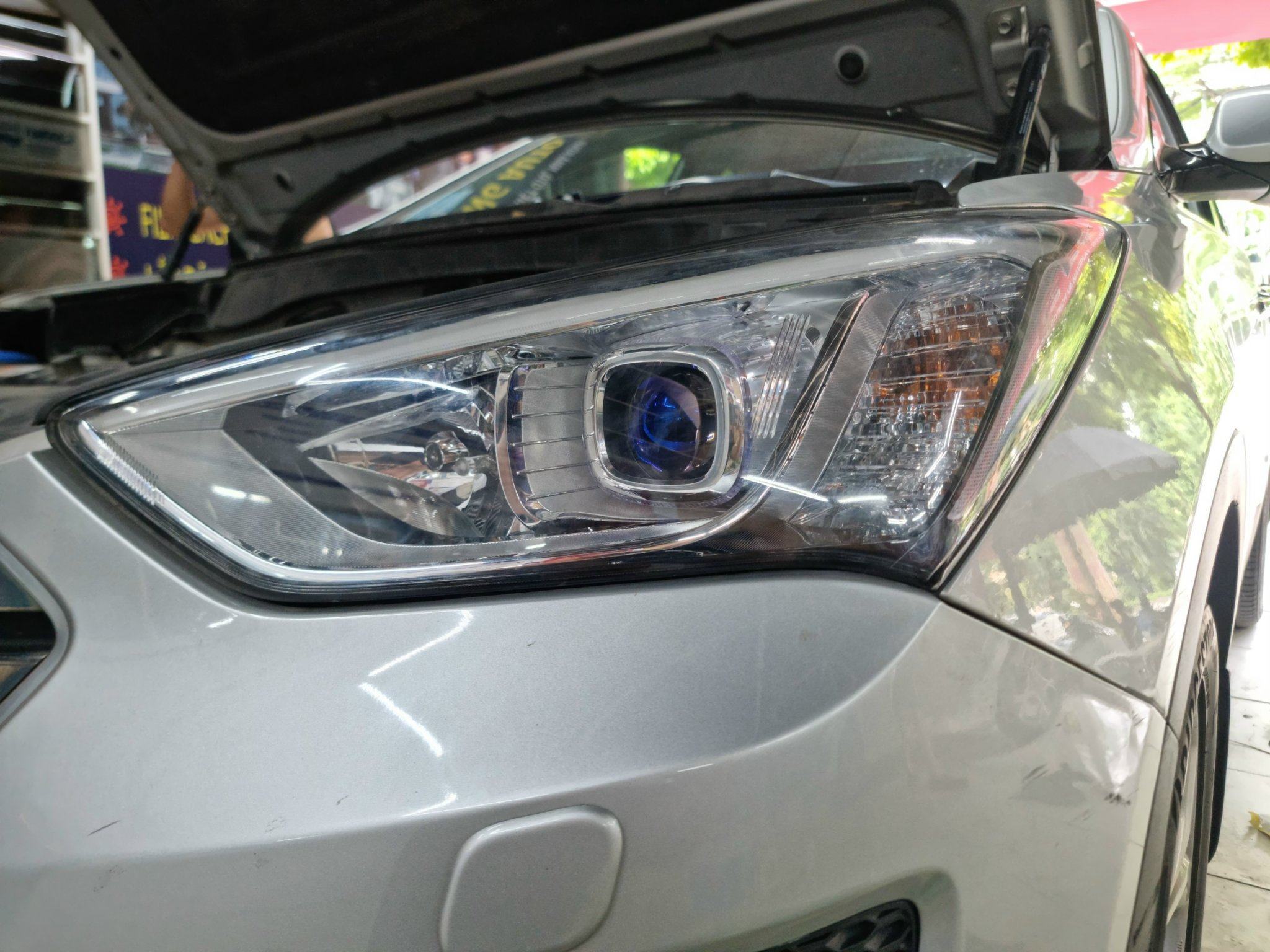 Nâng cấp đèn bi cho xe Santafe 2015 