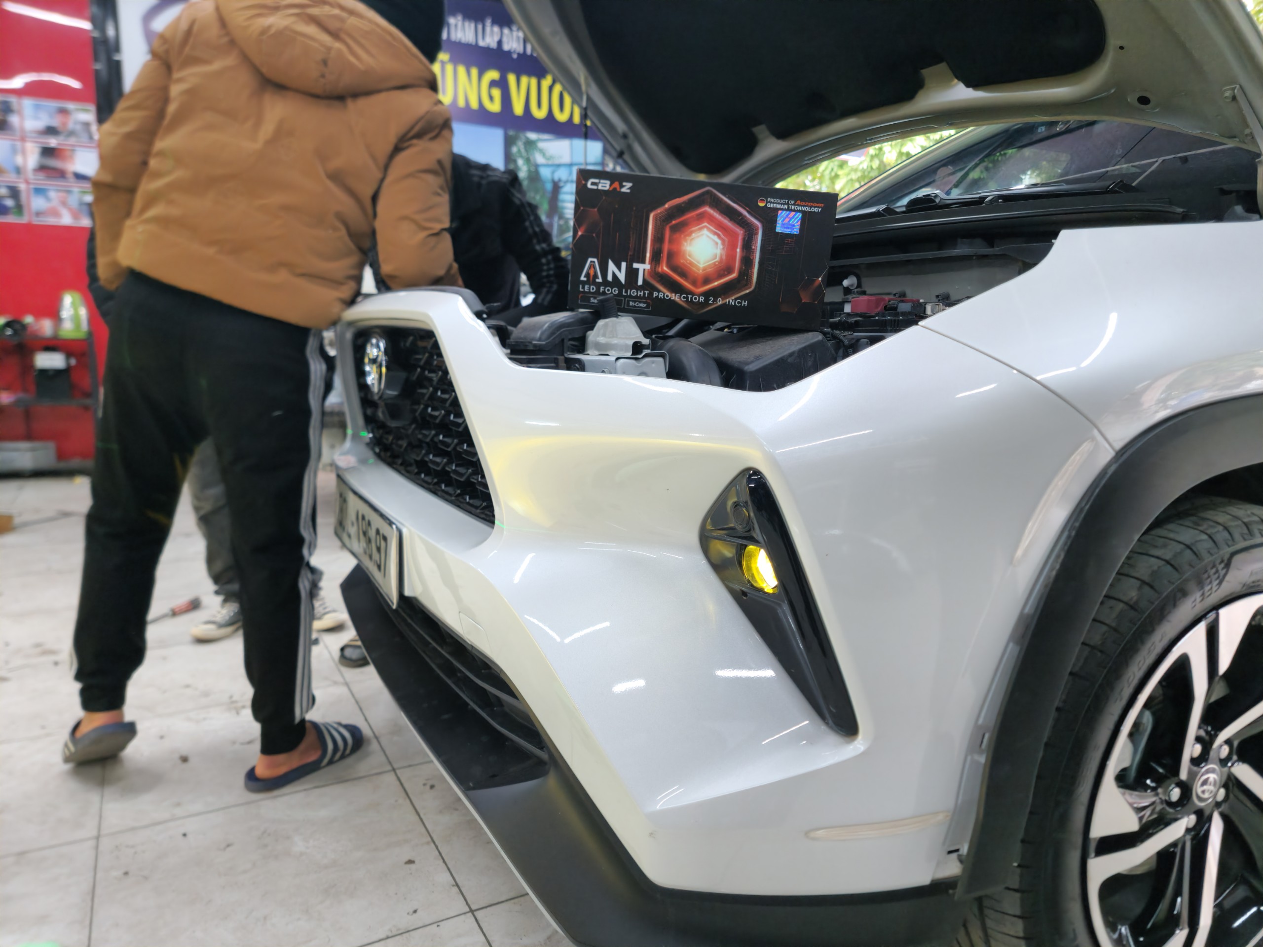 Độ đèn gầm xe Toyota Yaris Cross 2024